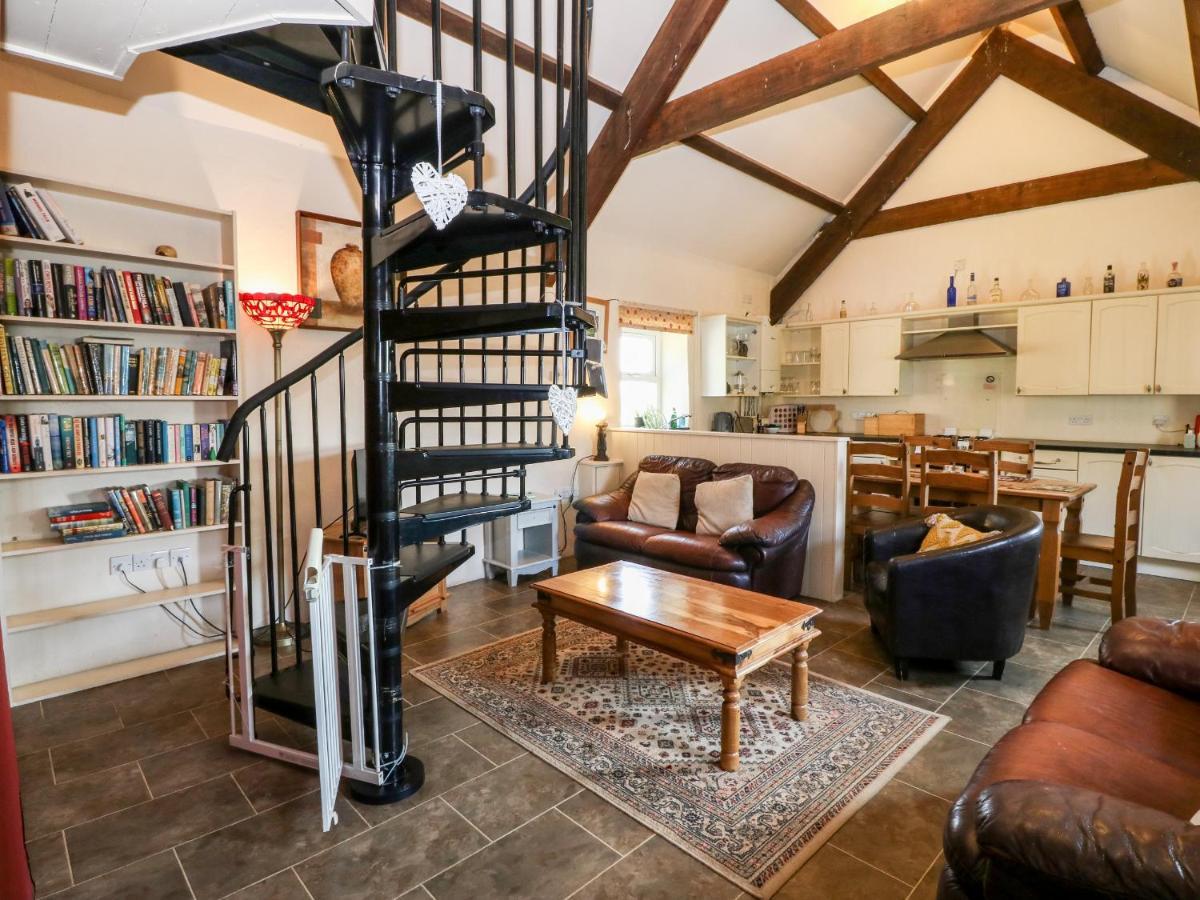 Bwthyn Y Dderwen Oak Cottage Llannor Exteriér fotografie